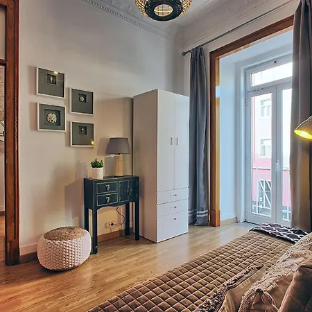 Antonio Pedro By Interhome Lisboa