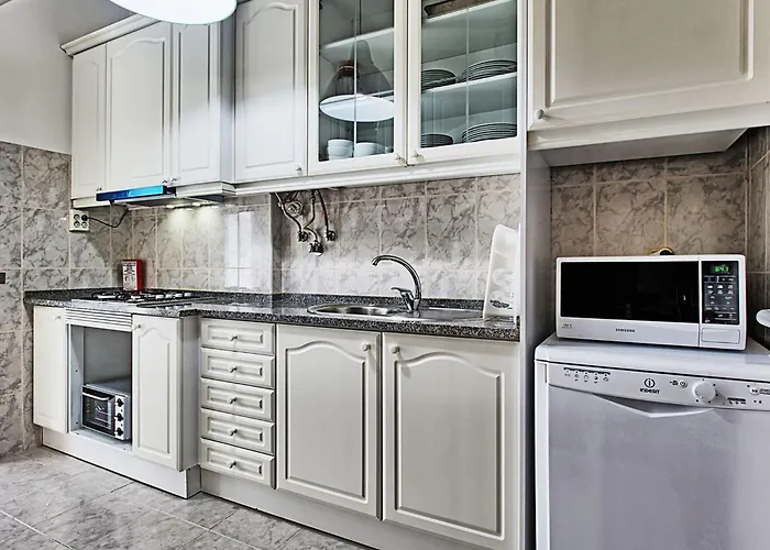 Antonio Pedro By Interhome * Lisboa