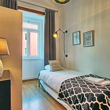 Antonio Pedro By Interhome Lisbon